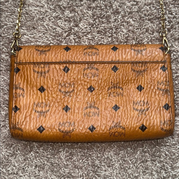 MCM Tan Leather Bag with Logo Pattern - Picture 3 of 6